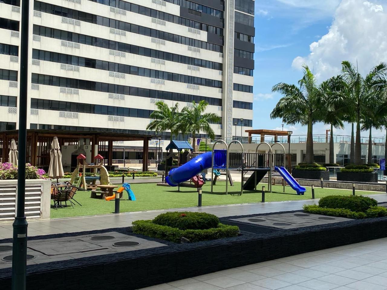 Puerto Santa Ana, Torres Bellini, 2 Dormitorios, Parqueo Guayaquil Zewnętrze zdjęcie