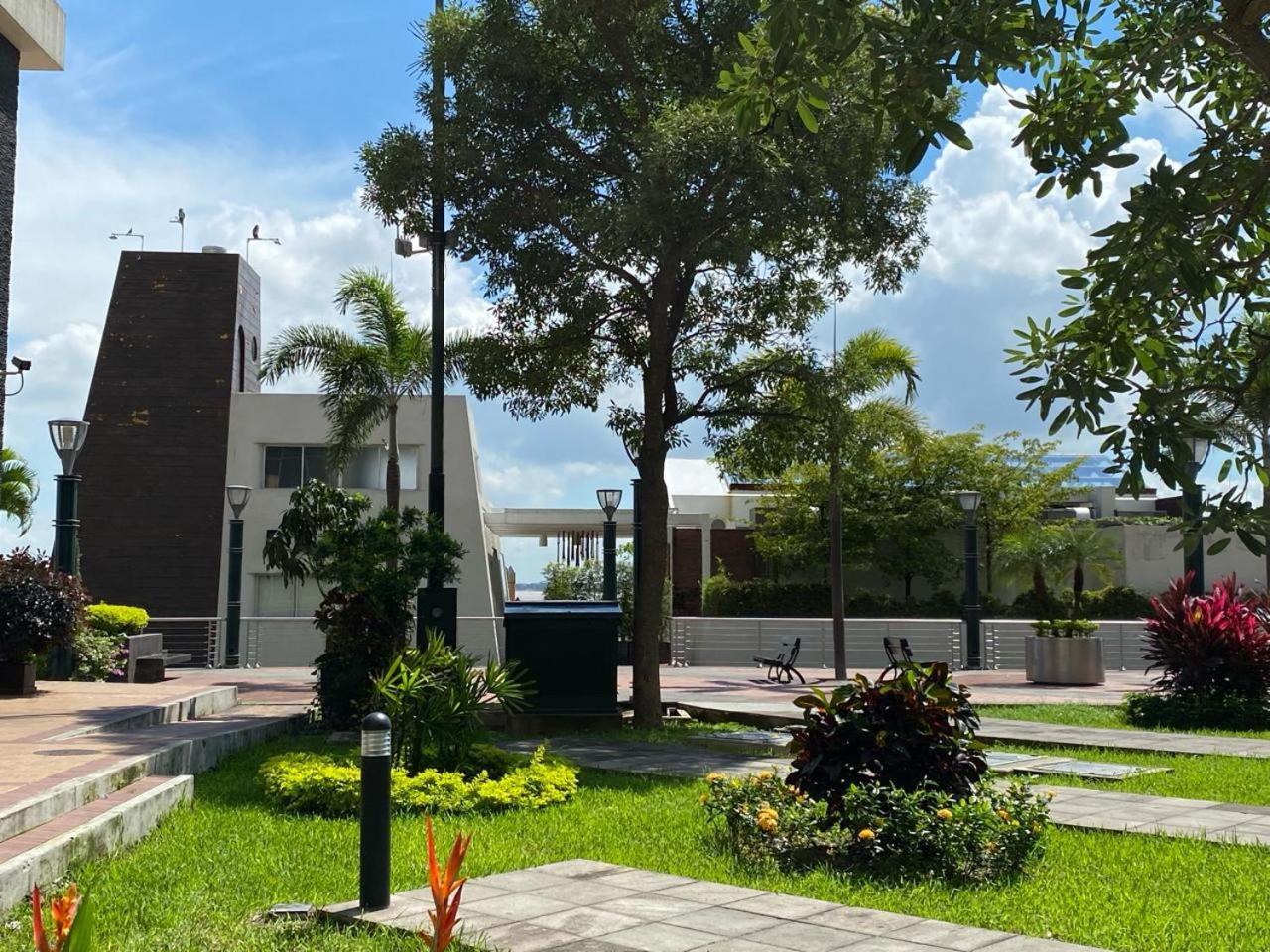 Puerto Santa Ana, Torres Bellini, 2 Dormitorios, Parqueo Guayaquil Zewnętrze zdjęcie