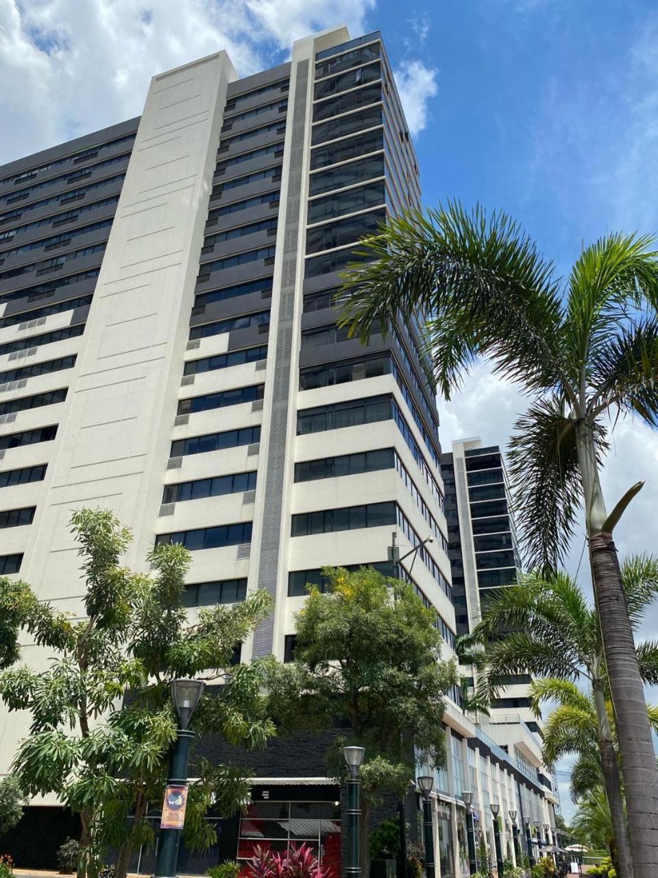 Puerto Santa Ana, Torres Bellini, 2 Dormitorios, Parqueo Guayaquil Zewnętrze zdjęcie